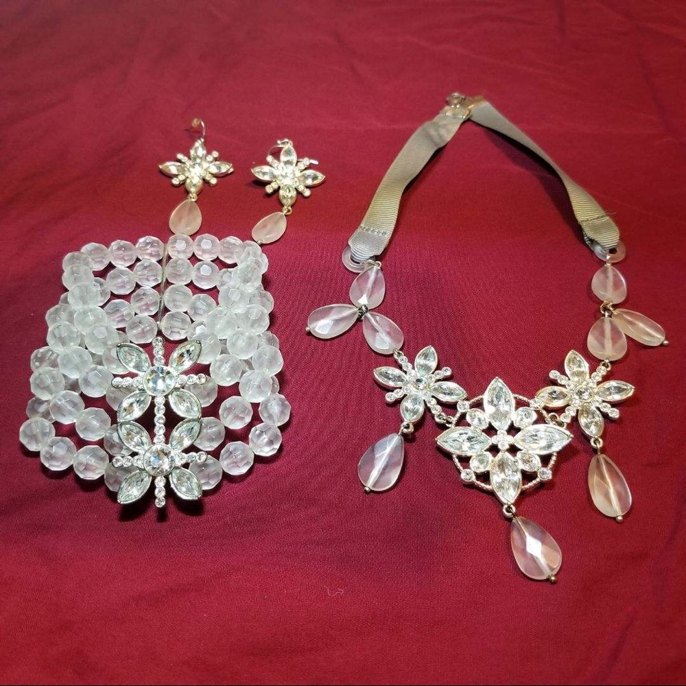 Silver Gem Jewelry Set